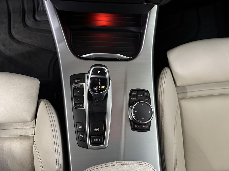 BMW X3 - fotka 13 z 25