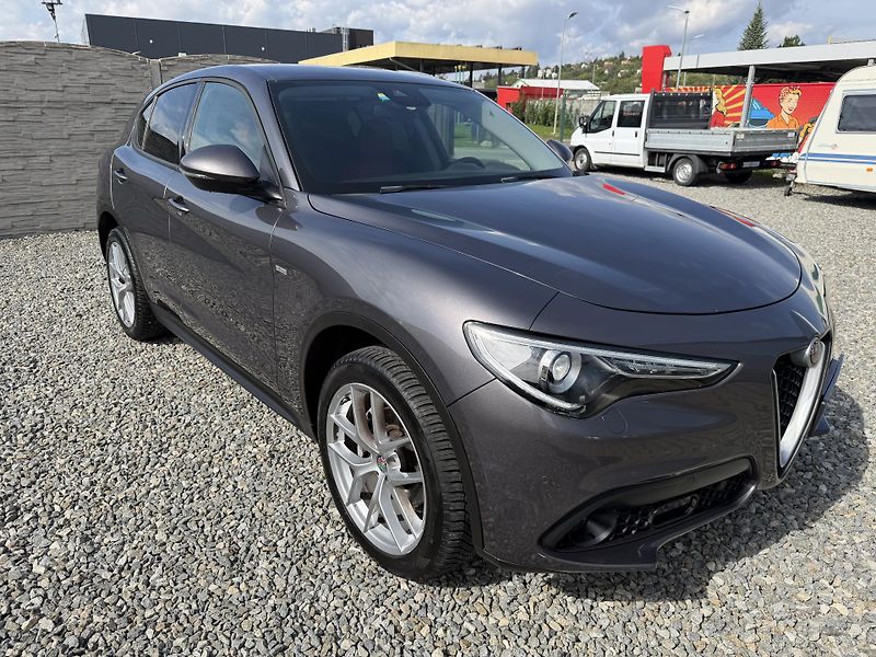 Alfa Romeo Stelvio 2.2JTDM Q4 4x4 210PS VELOCE 1A - fotka 9 z 167