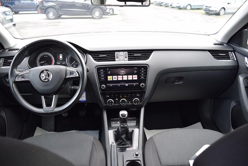 Škoda Octavia (2019) 1.5TSI 110kw AMBITION NAVI TAŽ - fotka 18 z 50