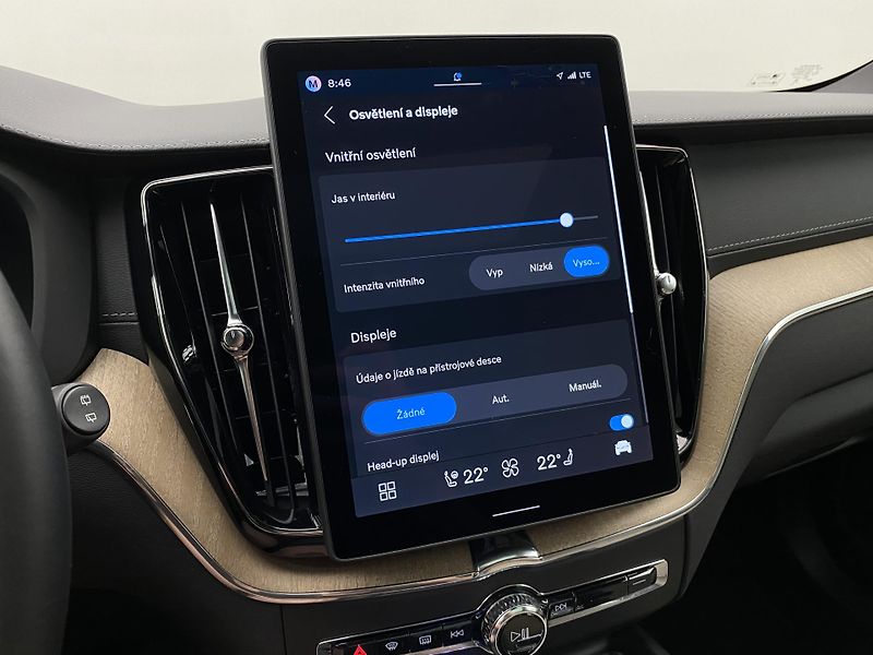Volvo XC60 T8 AWD RECHARGE ULTRA DARK CZ - fotka 57 z 69