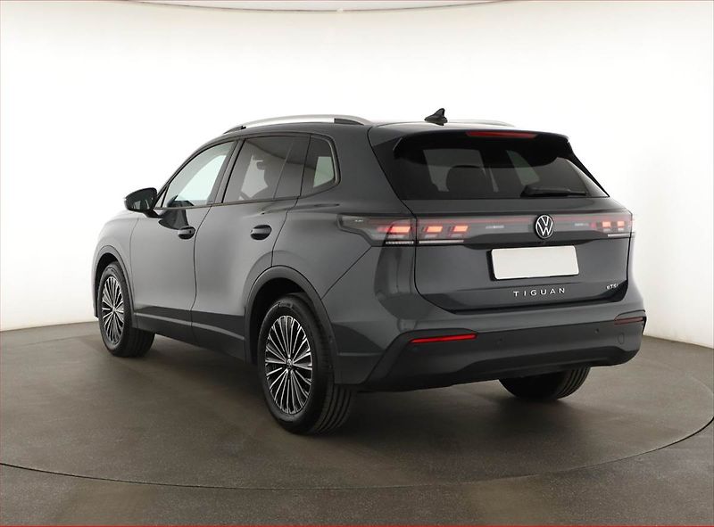 Volkswagen Tiguan (2025) 1.5 eTSI - fotka 4 z 20