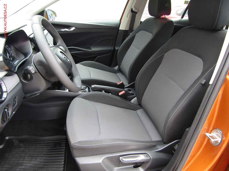 Škoda Fabia (2023) 1.0 MPi, 1.maj,ČR, LED, AC - fotka 9 z 20