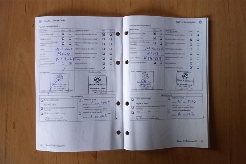 Volkswagen Polo 1,2 i, ČR, SERV.KN., COMFORT. - fotka 32 z 33