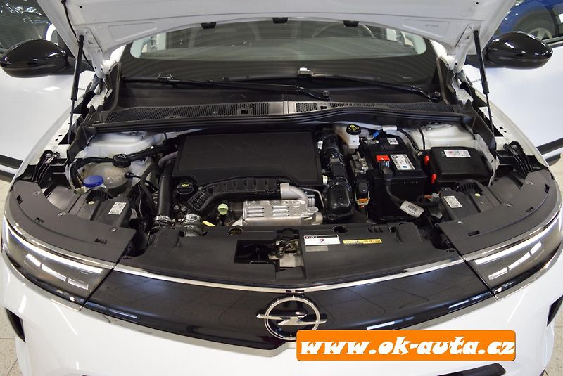 Opel Mokka 1.2 PT EDITION ČR 2023 - fotka 48 z 53