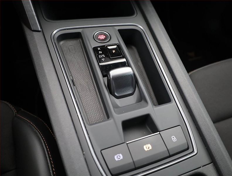 Cupra Formentor (2022) 2.0 TSI 4Drive - fotka 11 z 18