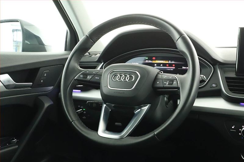 Audi Q5 (2022) 40 TDI - fotka 8 z 18