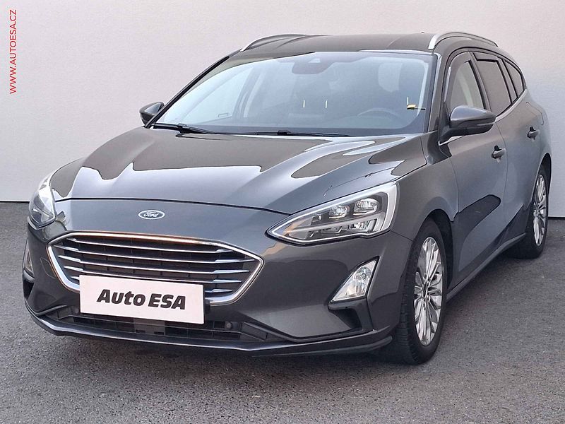 Ford Focus (2019) 1.5 TDCi, ČR, Titanium, LED - fotka 3 z 18
