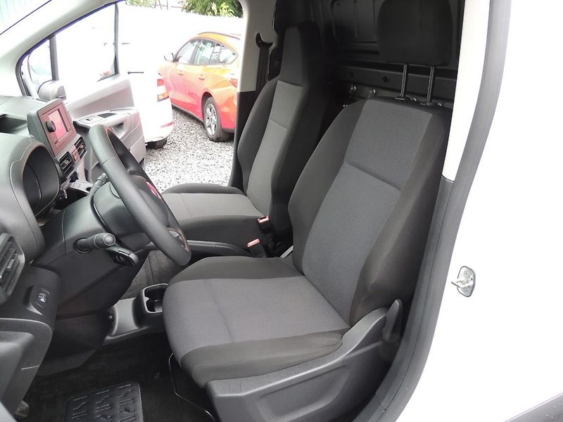 Fiat Dobló cargo (2023) 1.5HDi,L2,ČR,1.majitel - fotka 12 z 29