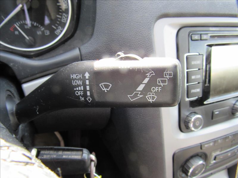 Škoda Octavia 1,6 TDi 77kW Combi - fotka 21 z 27