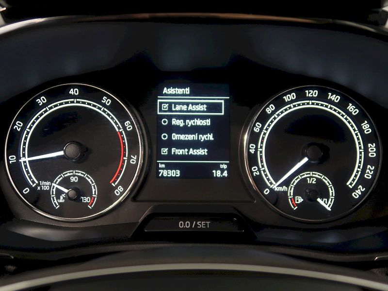 Škoda Fabia (2023) STYLE 1.0TSI 81KW - fotka 17 z 36