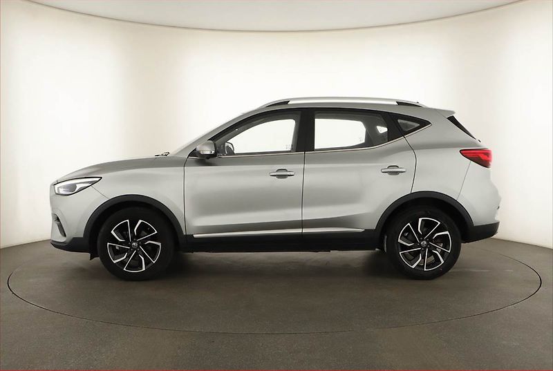 MG ZS (2023) Luxury 1.0 Turbo, Automat - fotka 3 z 20