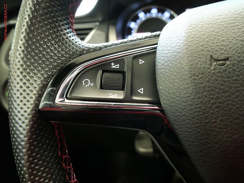 Škoda Rapid (2018) 1.0TSi, 1.maj,ČR, Xenon - fotka 15 z 24