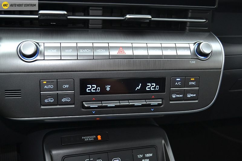 Hyundai Kona 1.0T-GDI DCT STYLE ECO TT - fotka 26 z 54