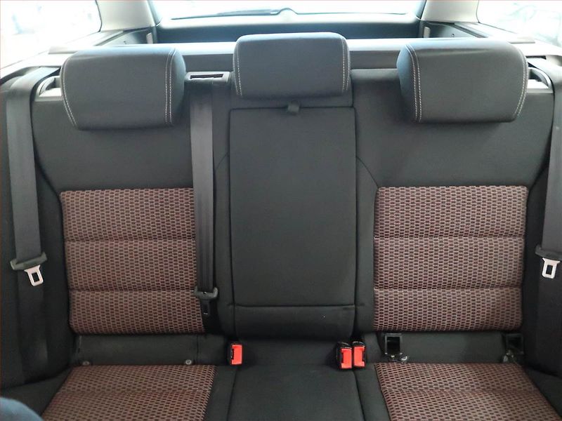 Škoda Octavia (2011) 1.6 TDI 4x4, 4X4, Tempomat - fotka 10 z 14