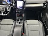 Volvo XC40 2.0 B3 CORE - náhled 16