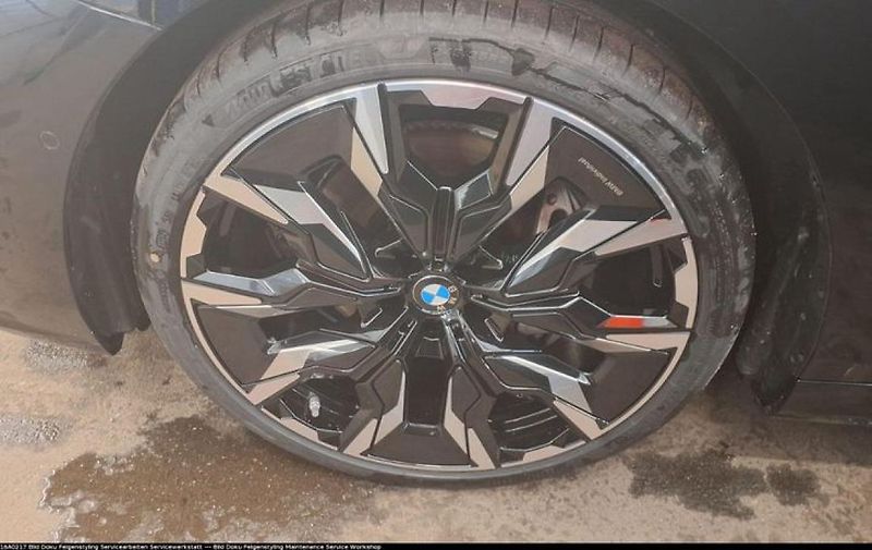 BMW Řada 5 540d xDrive Sedan - fotka 7 z 7