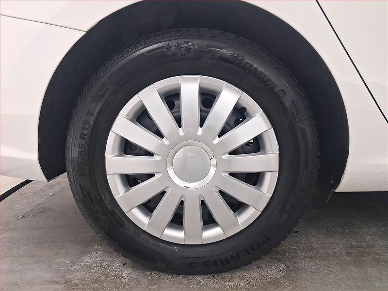 Hyundai i30 (2021) Comfort 1.6 CRDi, Serv.kniha - fotka 15 z 16