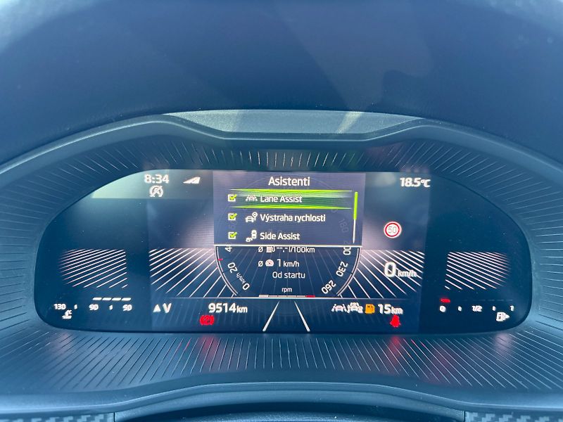 Škoda Kamiq (2025) 1.0TSI 85kW Monte Carlo - fotka 16 z 35