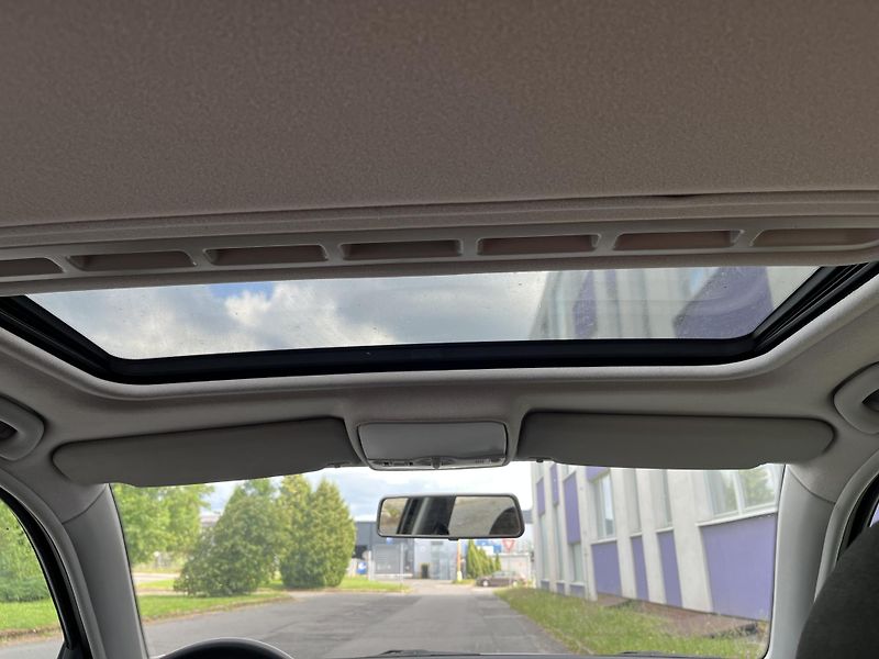 Škoda Fabia 1,4i 16V /74kW/1.maj./servis. - fotka 27 z 30