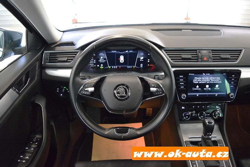 Škoda Superb 1.4 TSI iV DSG 160 kW PRAV.SER - fotka 30 z 63