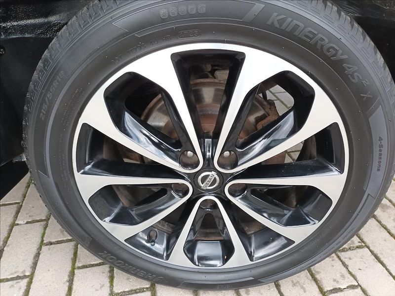 Nissan Qashqai 2,0 dCi 110 kW Automat,4X4,TZ - fotka 26 z 40