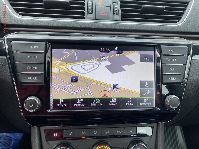 Škoda Superb (2016) 2.0 TDi 4x4, ČR, Style, DSG - fotka 19 z 21