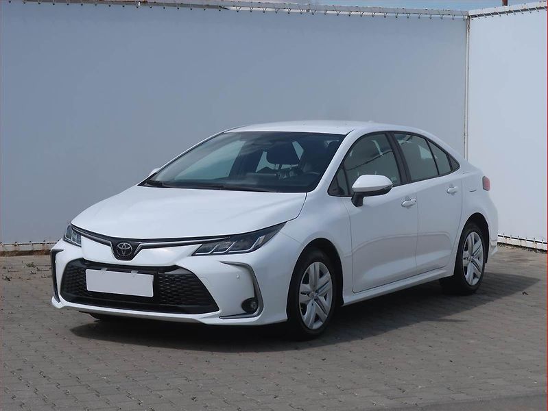 Toyota Corolla (2024) 1.5 VVT-i, Serv.kniha, Navi - fotka 2 z 16