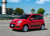 Fiat Panda - 12 788 prodejů. Celkem: 142 626.