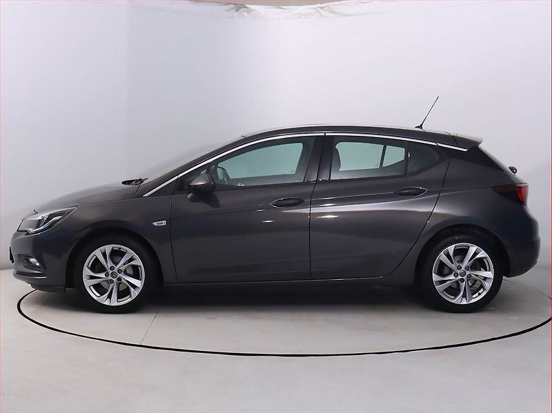 Opel Astra (2016) 1.4 T, Serv.kniha, Tempomat - fotka 3 z 18