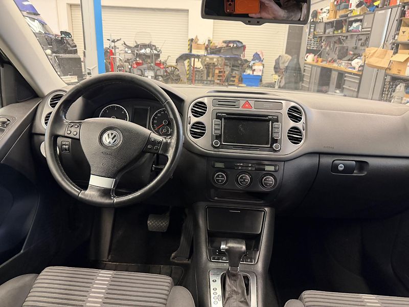 Volkswagen Tiguan Sport & Style 2.0 TDi 103kW  - fotka 11 z 18
