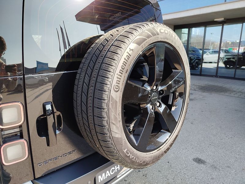 Land Rover Defender (2026) HSE X-Dynamic D350 110 - fotka 33 z 34