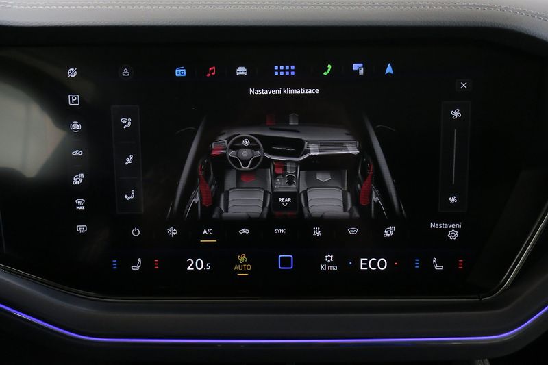 Volkswagen Touareg (2024) R-LINE 3,0TDI 210kW TOP VÝBAVA - fotka 32 z 50