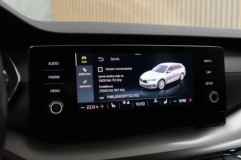 Škoda Octavia 2.0 TDI*REZERVACE* - fotka 29 z 39