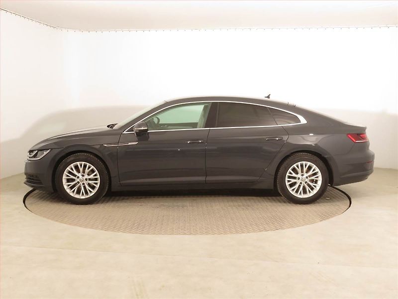 Volkswagen Arteon (2019) 2.0 TDI, Serv.kniha, Bi-Xenony - fotka 3 z 15