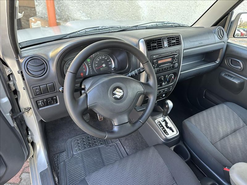 Suzuki Jimny 1,3 4x4 AUTOMAT TAŽNÉ - fotka 13 z 18