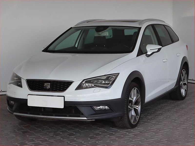 Seat Leon (2014) X-Perience 2.0 TDI, 4X4 - fotka 2 z 24