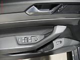 Volkswagen Passat (2018) 2.0 TDi, Trend, DSG - náhled 11
