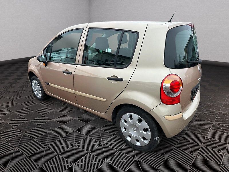 Renault Modus (2004) 1.6 16v 65kw - fotka 5 z 22