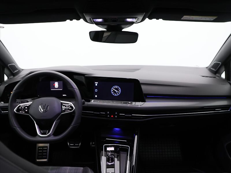 Volkswagen Golf 2,0 GTD 147kW DSG CZ DPH - fotka 23 z 31