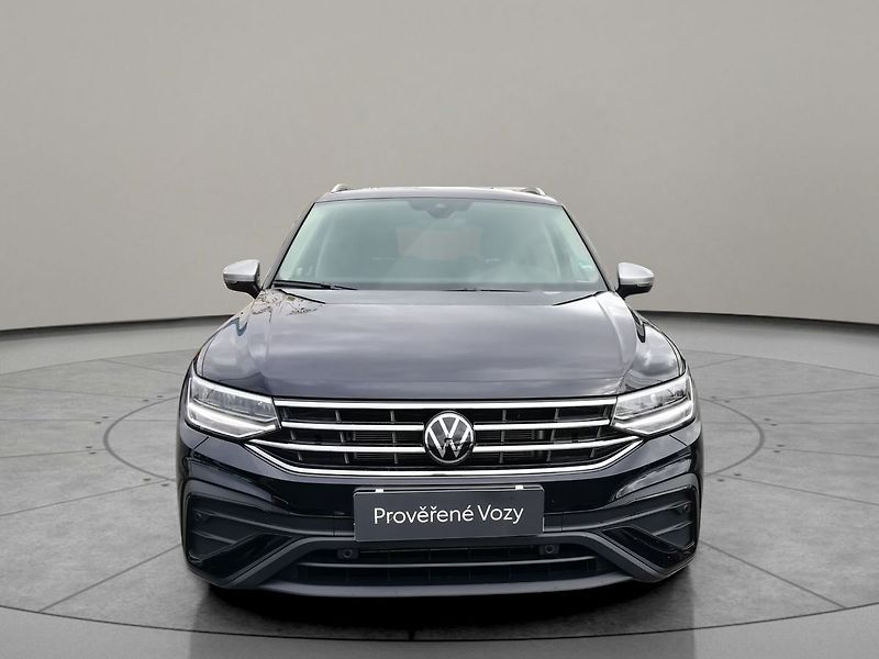 Volkswagen Tiguan Allspace 1,5 TSI DSG Life 110 kW - fotka 4 z 23