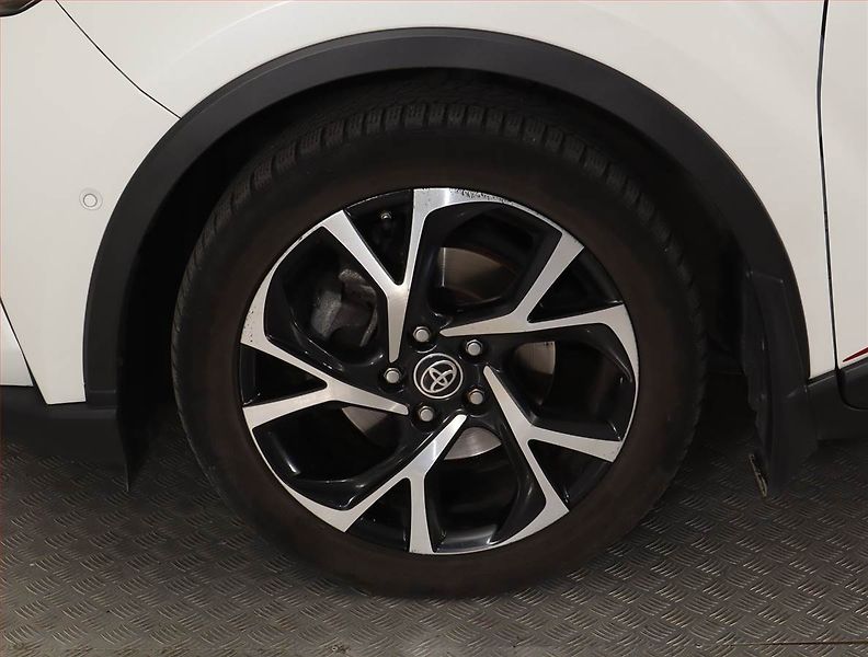 Toyota C-HR (2020) Selection 2.0 Hybrid - fotka 15 z 20