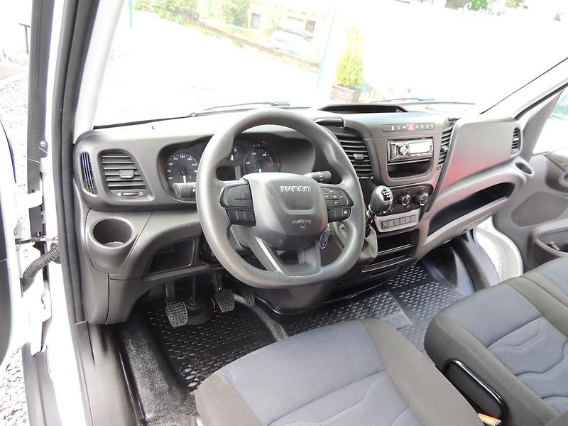 Iveco Daily (2021) 2.3D,35S16,115kw,Maxi,ČR,1maj. - fotka 13 z 31