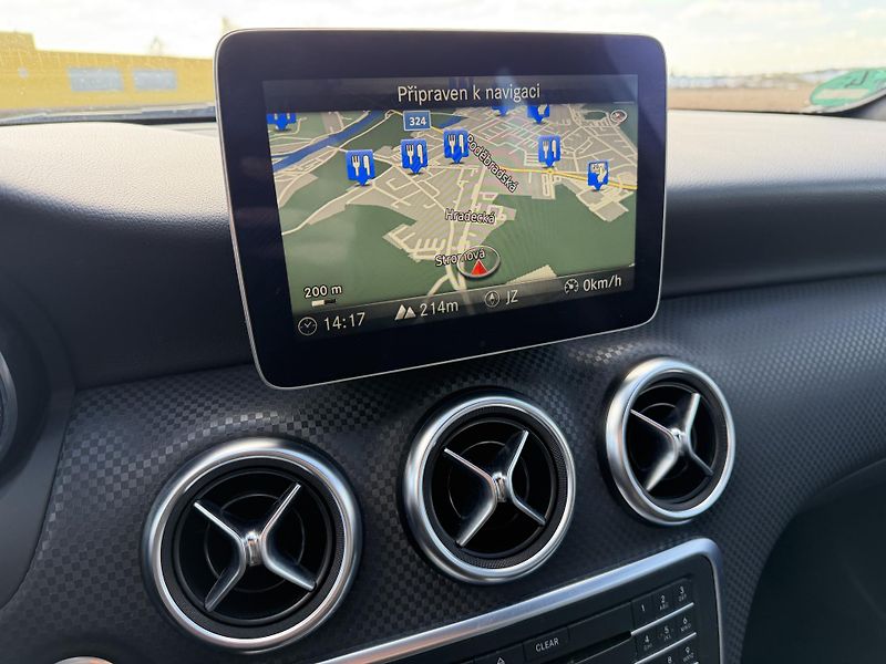 Mercedes-Benz Třídy A 180i LED NAVI KAMERA SERVISKA - fotka 22 z 40