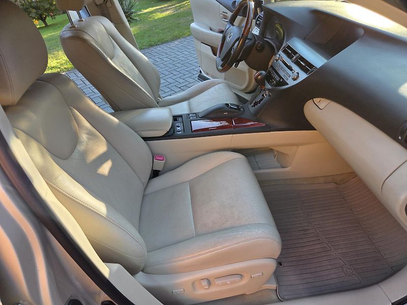 Lexus RX 450h (2011) - fotka 11 z 23