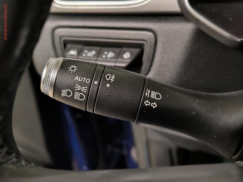 Renault Captur (2021) 1.0 TCe, 1.maj,ČR, Intense - fotka 16 z 17