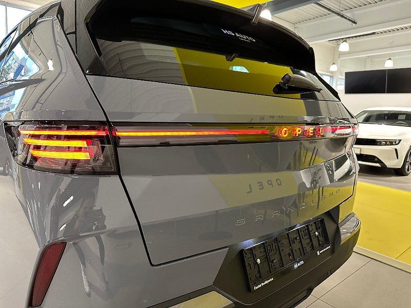 Opel Grandland (2024) Edition Hybrid 1.2 TURBO 100kW - fotka 9 z 12