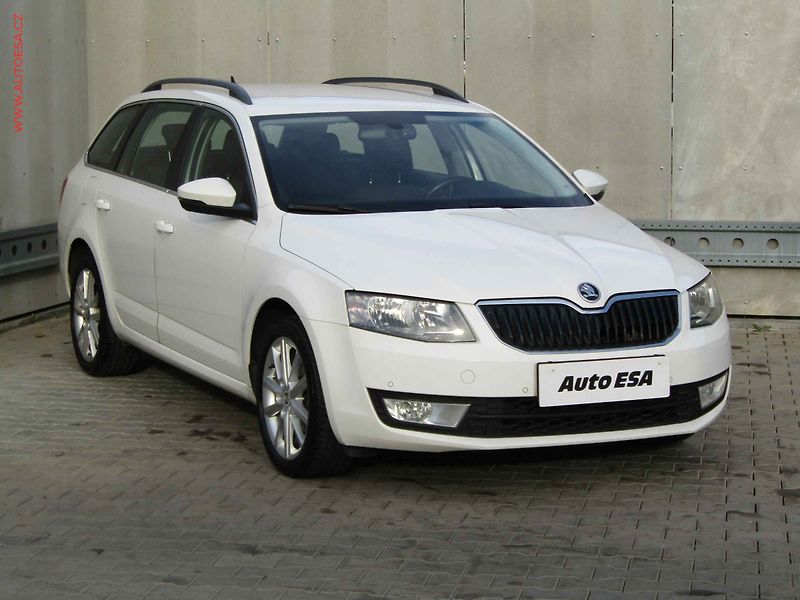 Škoda Octavia (2015) 1.6 TDI, 1.maj, DSG, navi - fotografie inzerátu