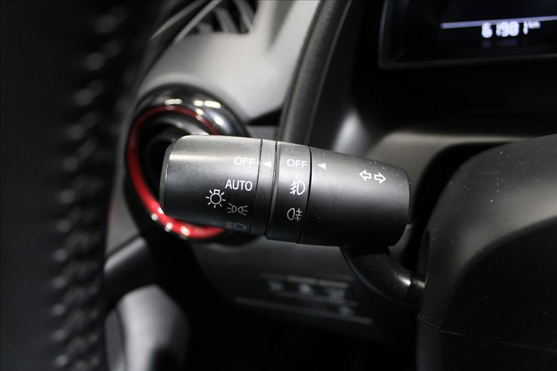 Mazda CX-3 2,0 i AWD 4X4 LED. Soul red - fotka 16 z 32