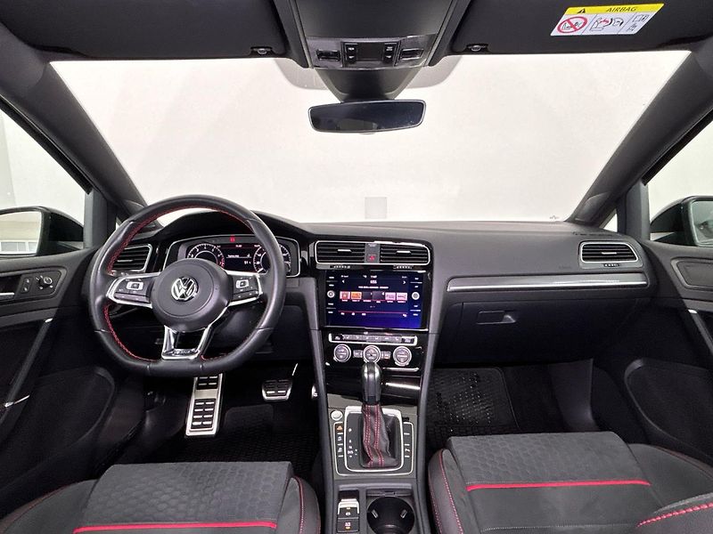 Volkswagen Golf GTI,DSG - fotka 5 z 27