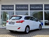 Hyundai i30 1,6 i 1.MAJITEL POUZ AUTORIZAK - náhled 4